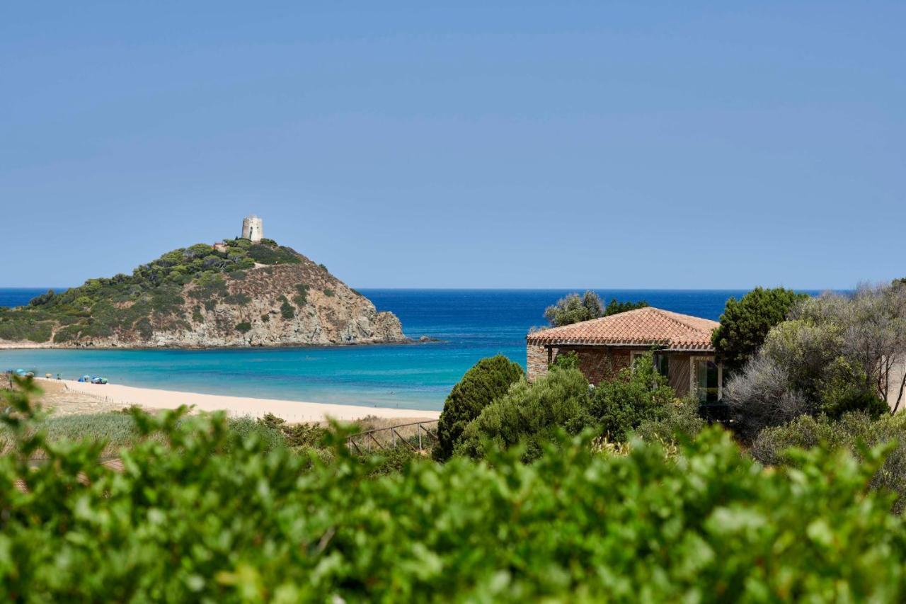 Baia Di Chia Resort Sardinia, Curio Collection By Hilton Exteriör bild